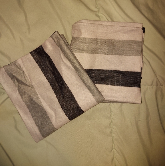 Other - 2 pillowcases NWT 18"